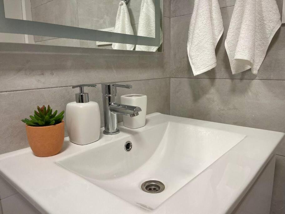 Lux Apartment Lago Jardin, 2, Torrevieja 알리칸테 외부 사진